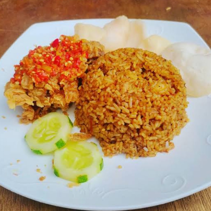 NASI GORENG AYAM BESAR
