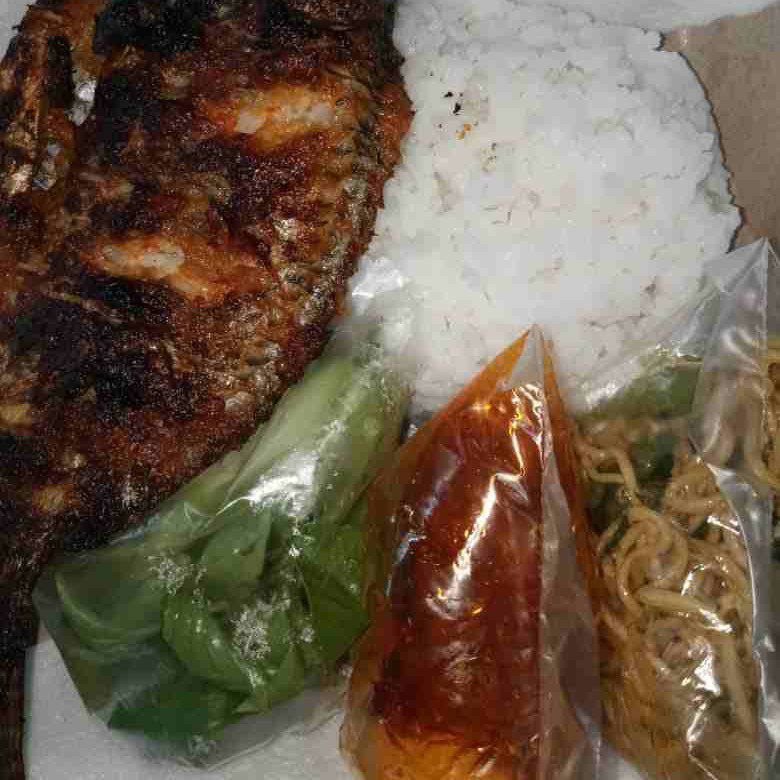 NASI IKAN BAKAR