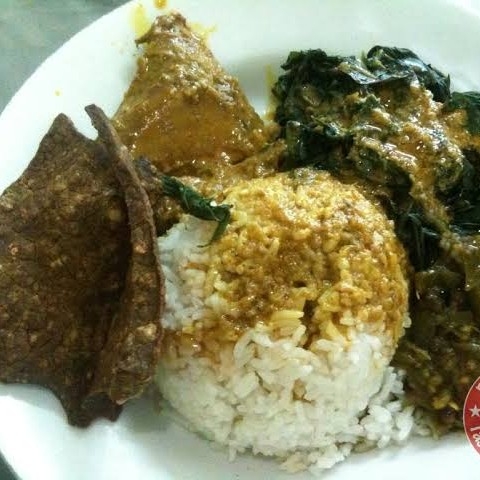 NASI PARU