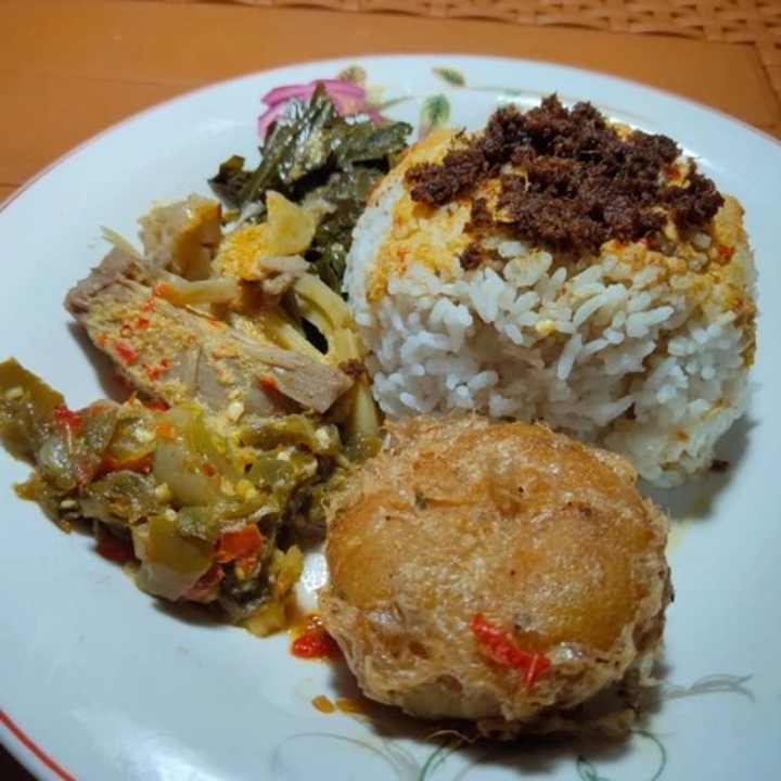 NASI PERGEDEL