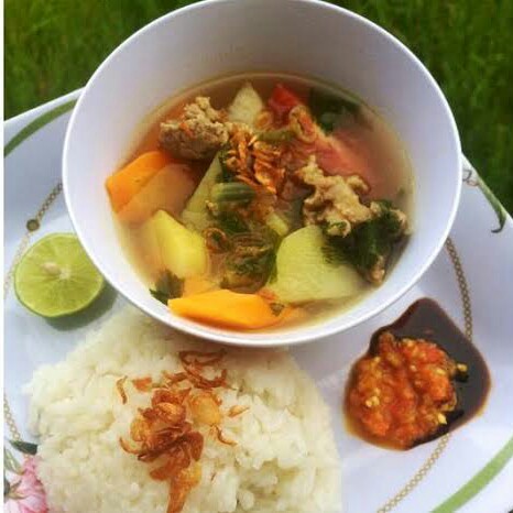 NASI SOP AYAM