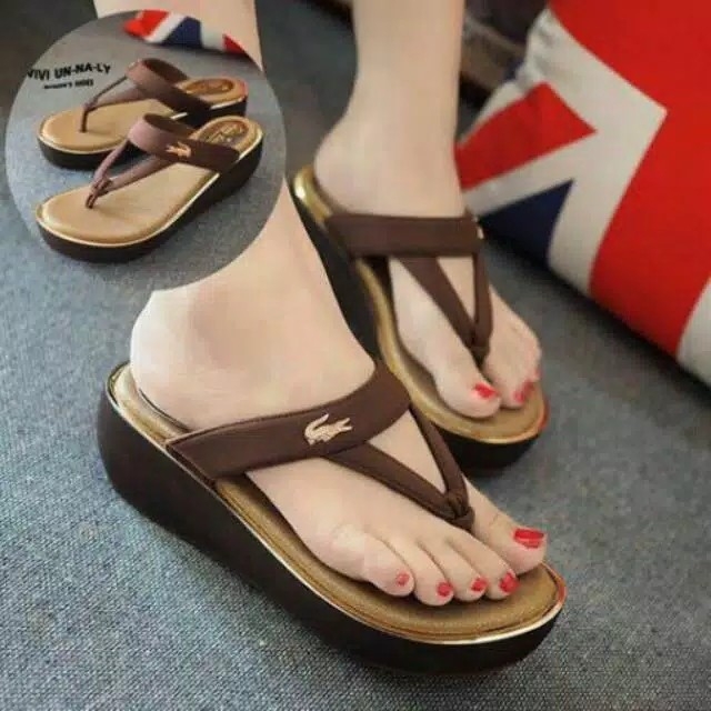 NN01 wedgws casual