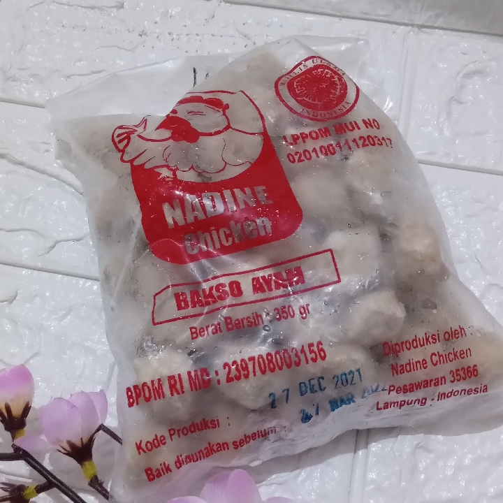 Nadin Bakso Krikil