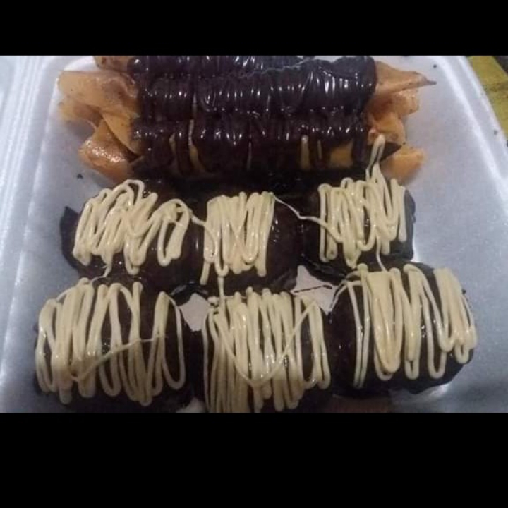 Nagget Bola-bola Isi Keju Mozza Atau Isi Coklat Campur Banana Roll
