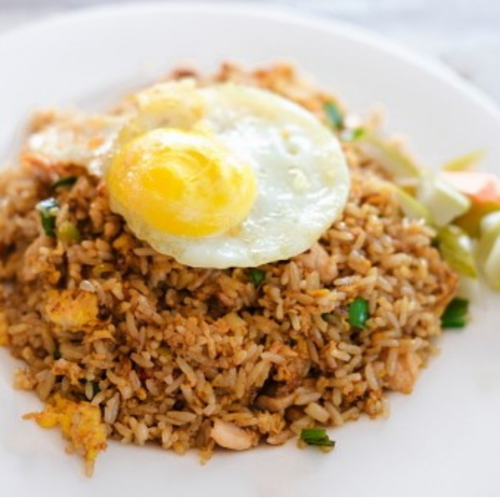 Nasgor Jumbo Telur Mata Sapi