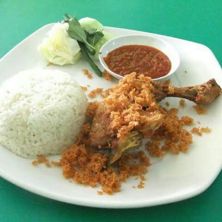 Nasi Ayam