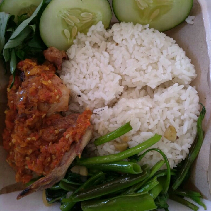 Nasi Ayam Bakar