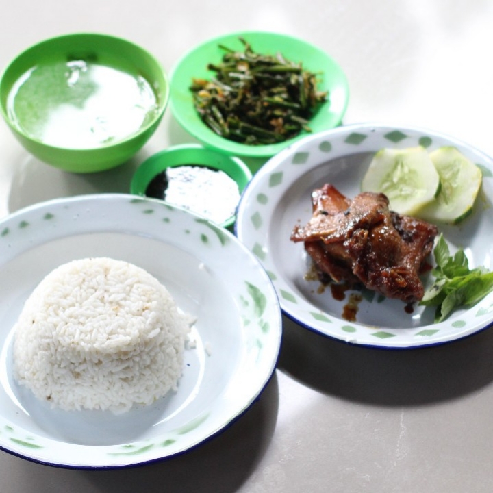 Nasi Ayam Bakar
