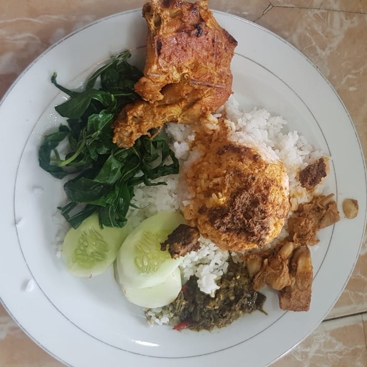 Nasi Ayam Bakar Or Sayur Or Goreng