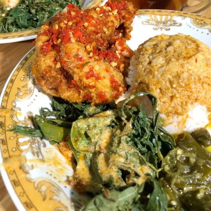 Nasi Ayam Balado