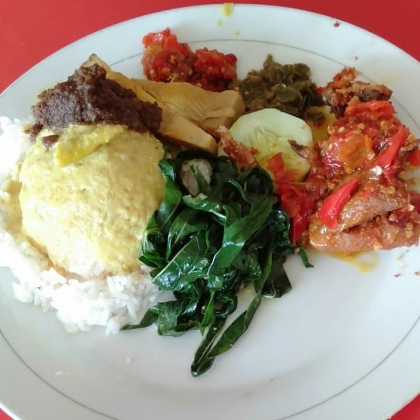 Nasi Ayam Balado