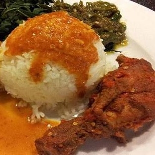 Nasi Ayam Cabe Merah