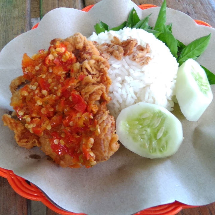 Nasi Ayam Geprek