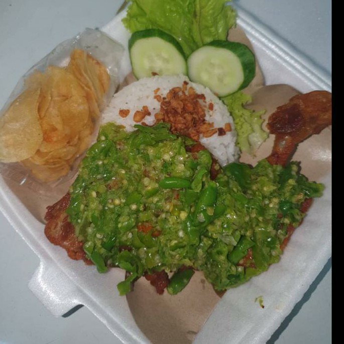 Nasi Ayam Geprek