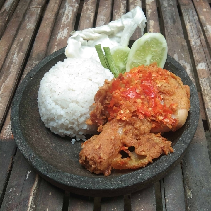 Nasi Ayam Geprek