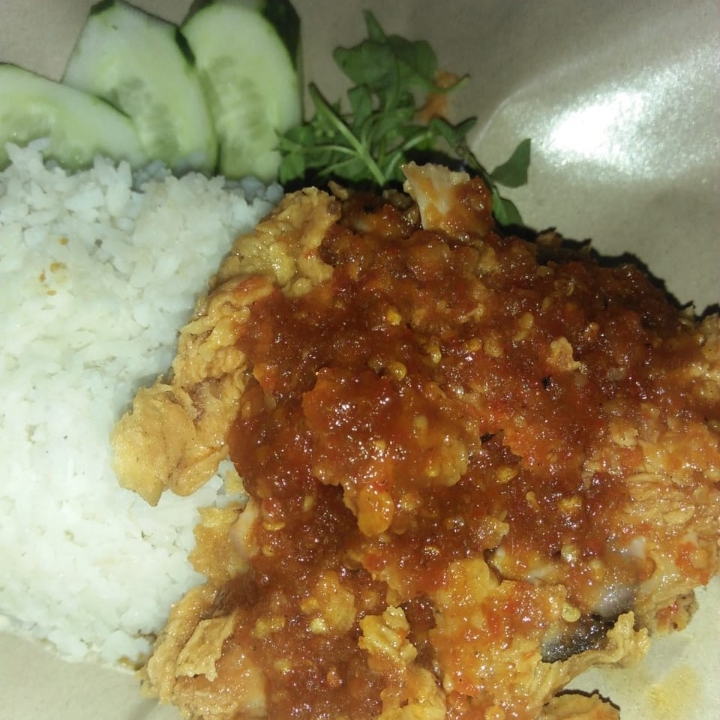 Nasi Ayam Geprek