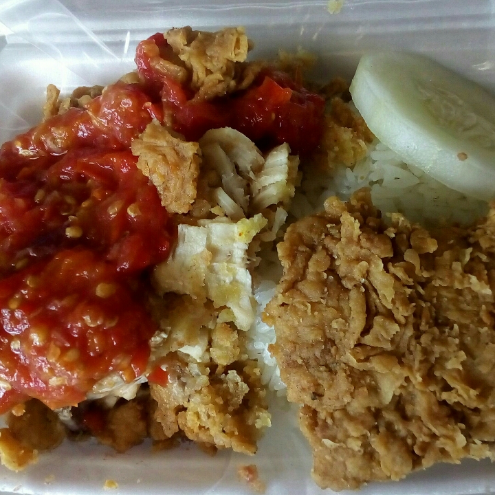 Nasi Ayam Geprek