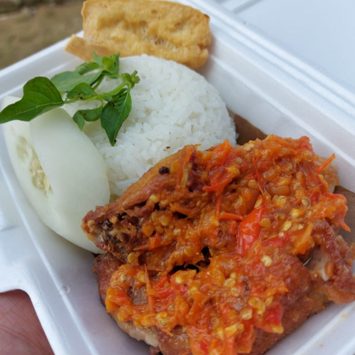 Nasi Ayam Geprek