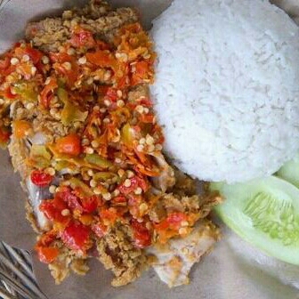 Nasi Ayam Geprek 