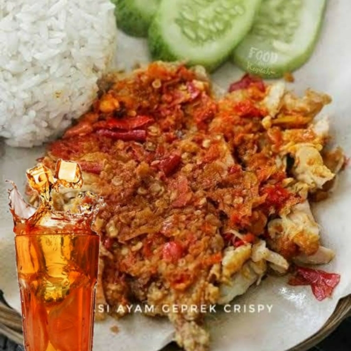 Nasi Ayam Geprek Crispy Plus Es Teh