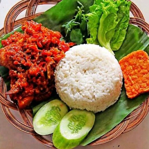 Nasi Ayam Geprek Sambal Matah