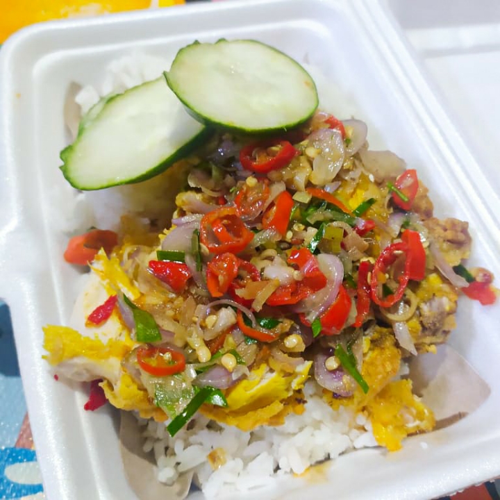 Nasi Ayam Geprek Sambal Matah