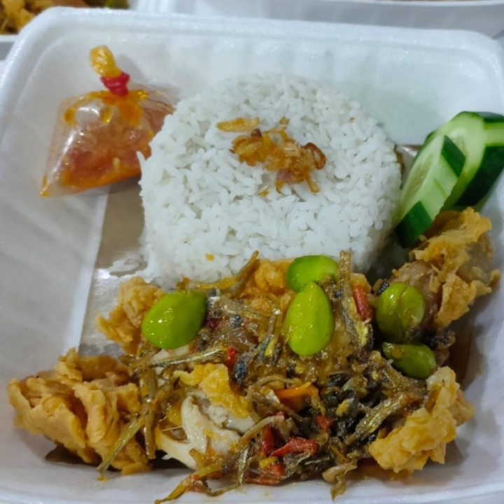 Nasi Ayam Geprek Sambal Teri Petai
