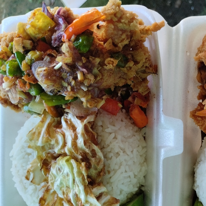 Nasi Ayam Geprek Sambel Matah
