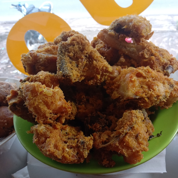 Nasi Ayam Goreng