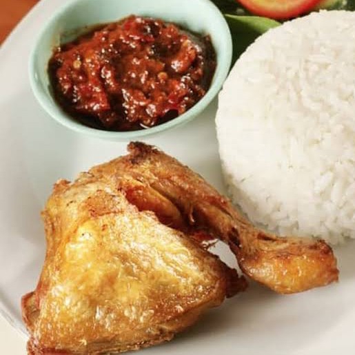 Nasi Ayam Goreng