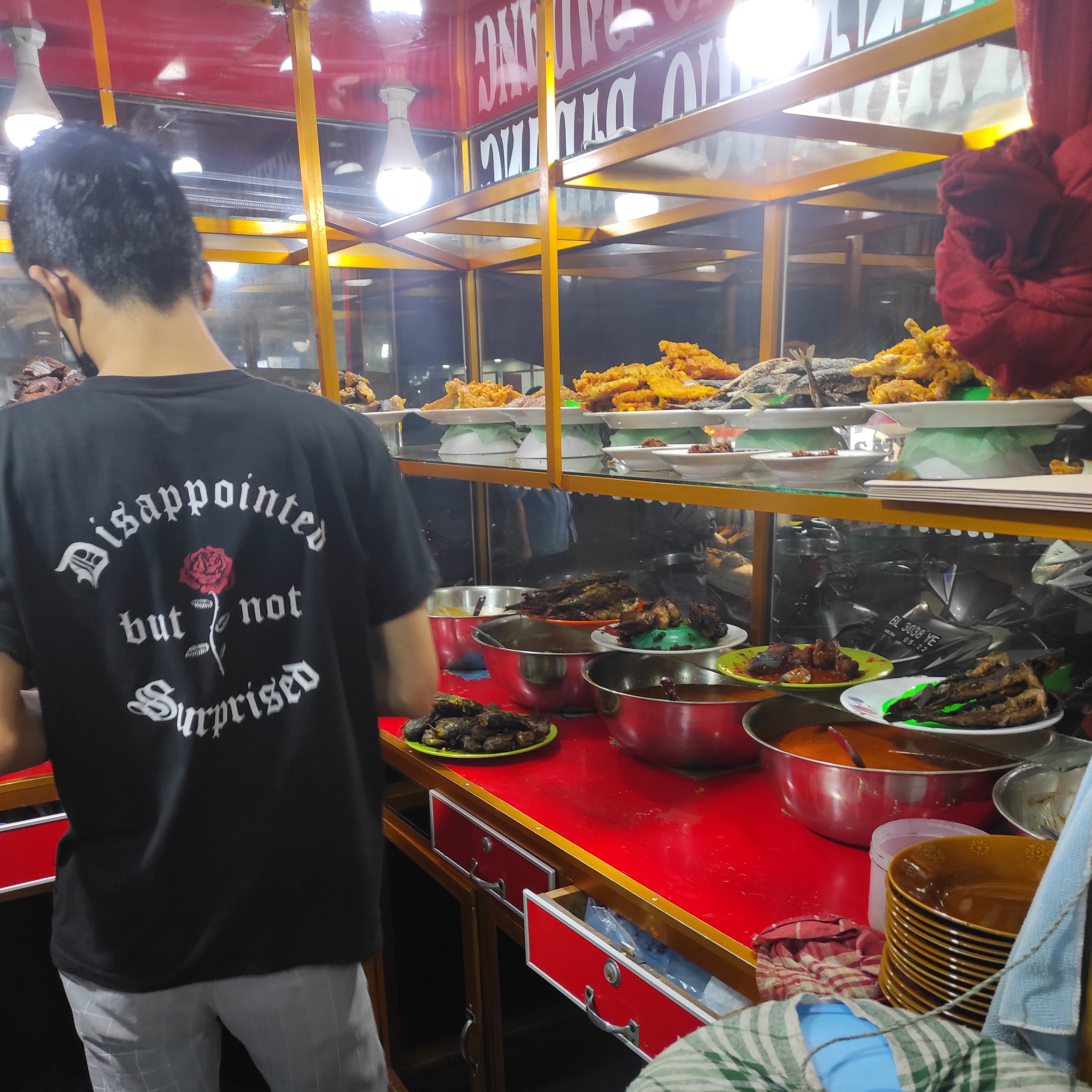 Nasi Ayam Goreng