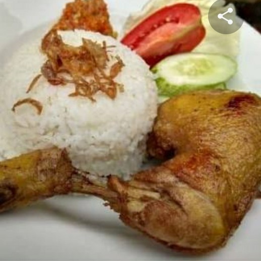 Nasi Ayam Goreng