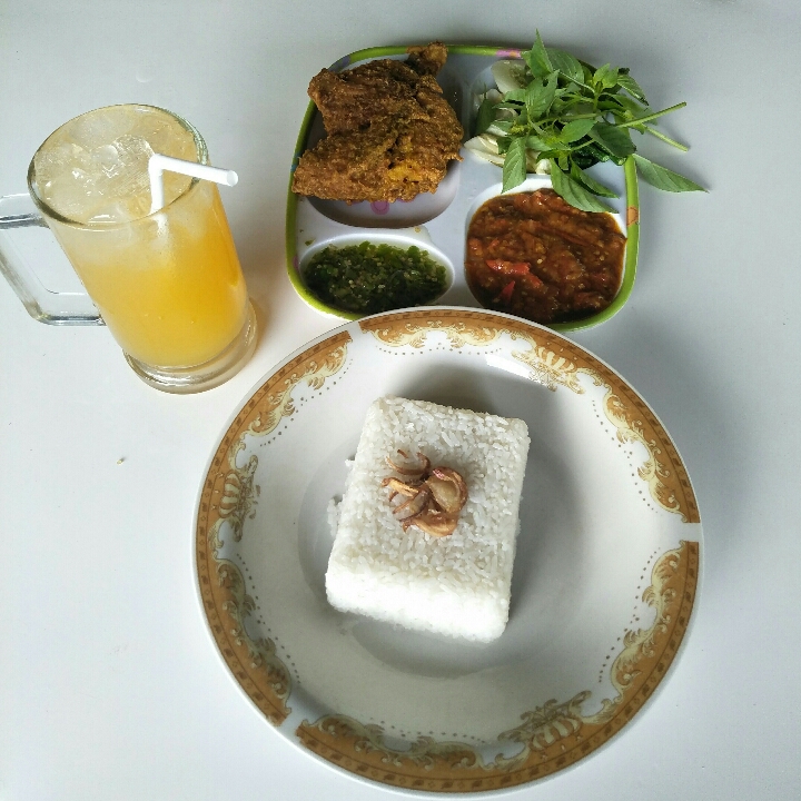 Nasi Ayam Goreng Crispy Surabaya