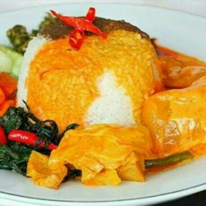 Nasi Ayam Gulai