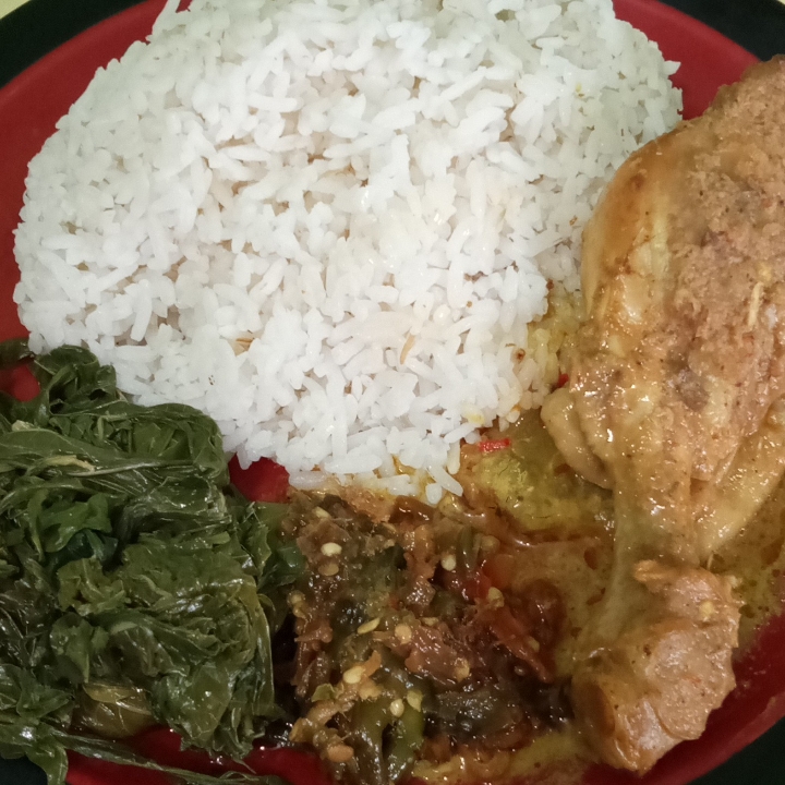 Nasi Ayam Gulai