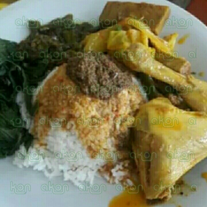 Nasi Ayam Gulai