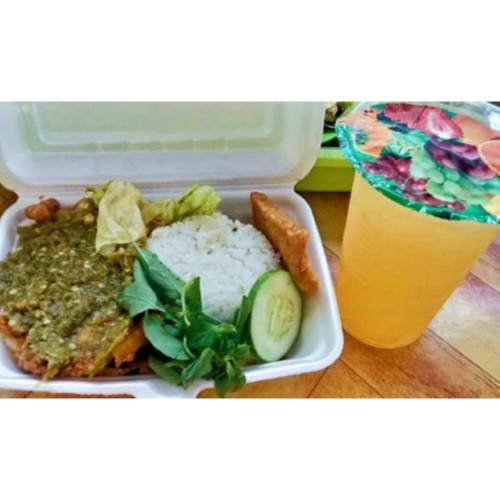 Nasi Ayam Ijo Paket Es Jeruk