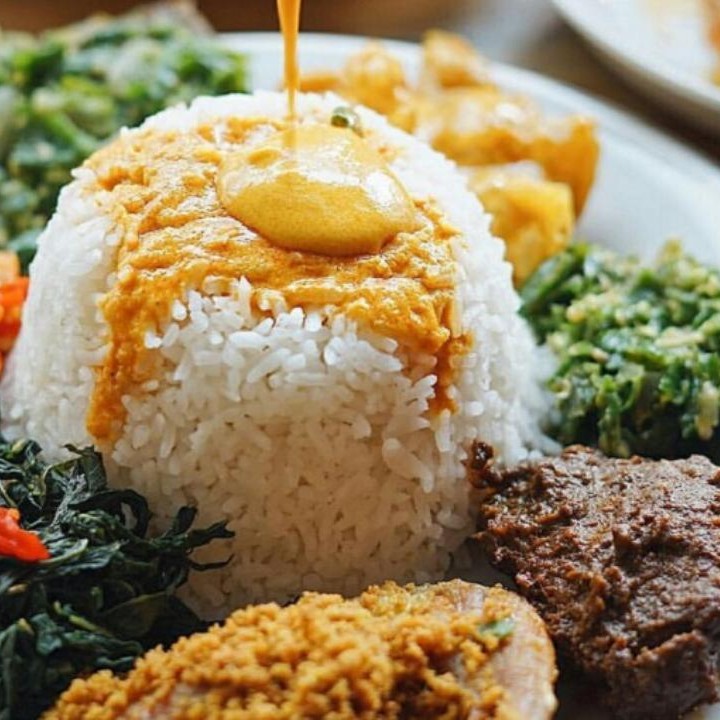 Nasi Ayam Ikan Rendang