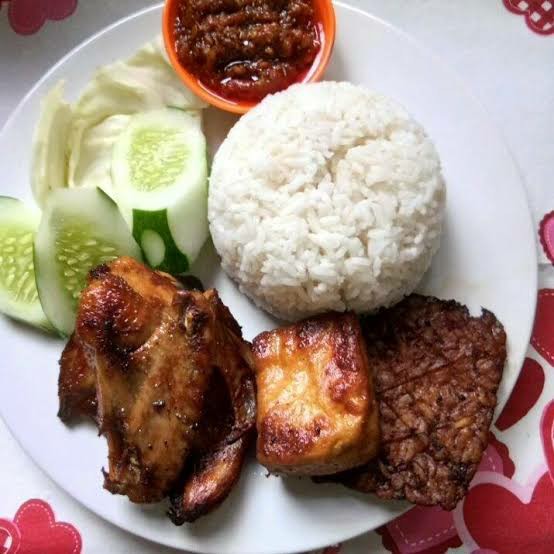 Nasi Ayam Kalasan
