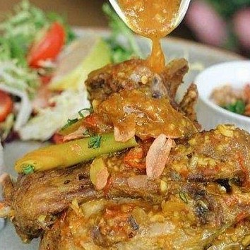Nasi Ayam Kampung Betutu