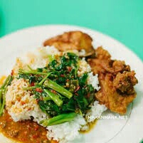 Nasi Ayam Kangkung 