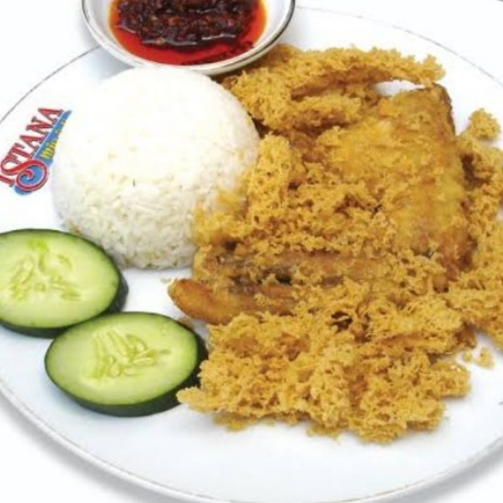 Nasi Ayam Kremes