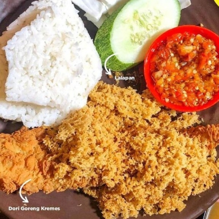 Nasi Ayam Kremes