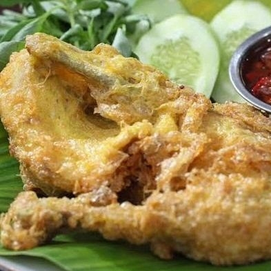 Nasi Ayam Kremes