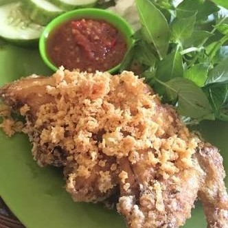 Nasi Ayam Kremes