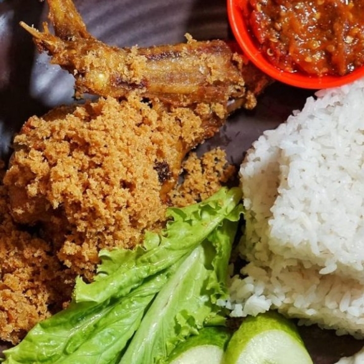Nasi Ayam Kremes 2