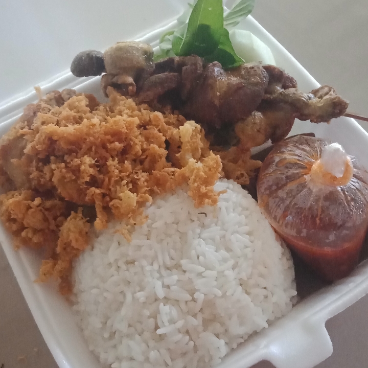 Nasi Ayam Kremes tmbh Hati Ampla