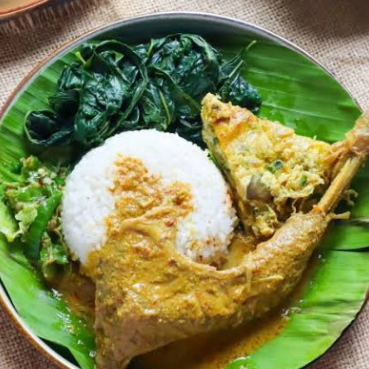 Nasi Ayam Kuah 