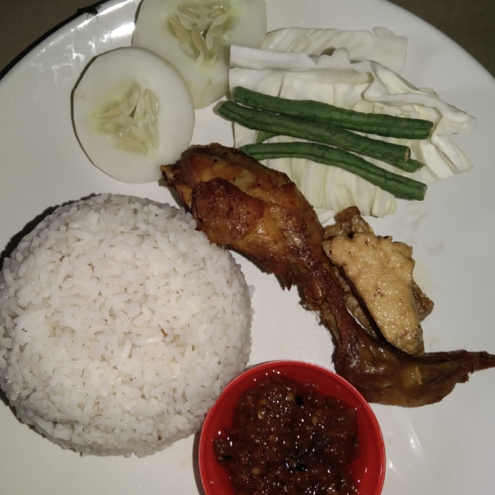 Nasi Ayam Pedaging