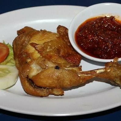 Nasi Ayam Penyet 